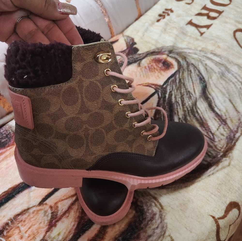 Botines - Picture 2 of 3